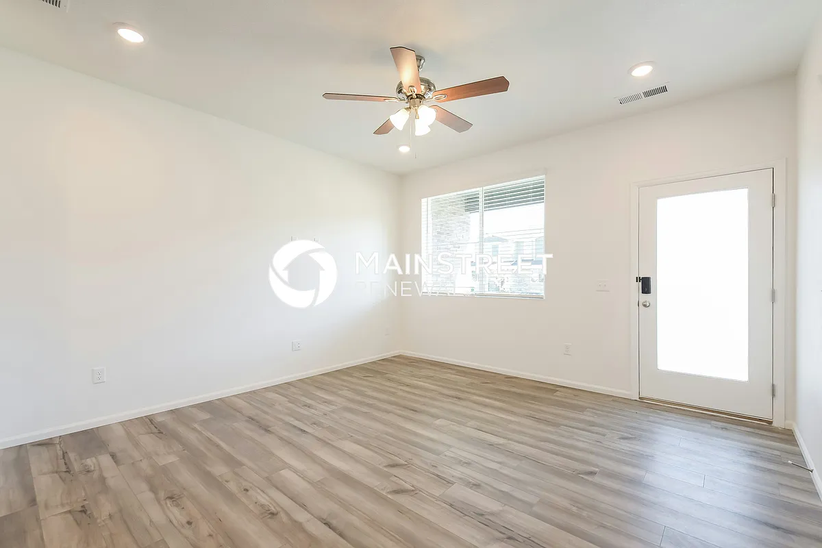Living Room - 12289 Creamery St