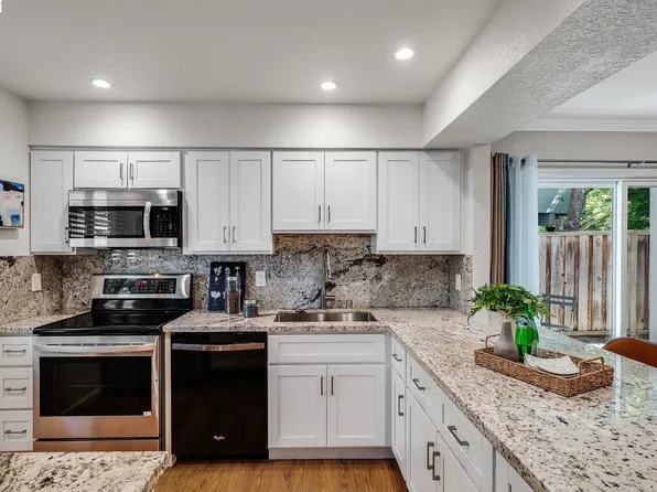 408 Old Orchard Ct, Danville, CA 94526