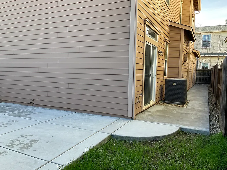 1022 Freedom Dr — Photo 31
