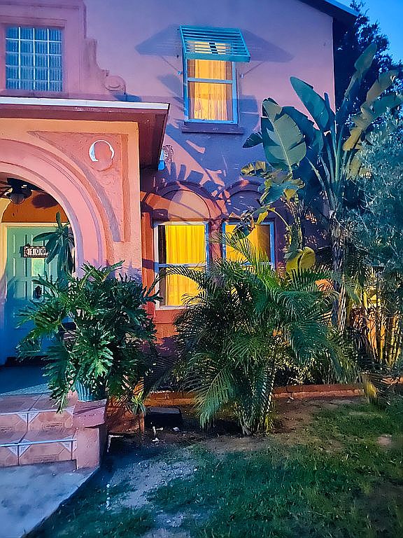 100 W Myrtle St, Howey In The Hills, FL 34737 Zillow