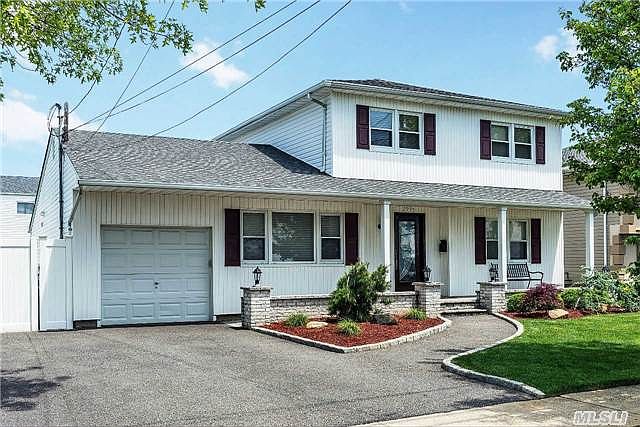 1st image of 2995 Whaleneck Dr