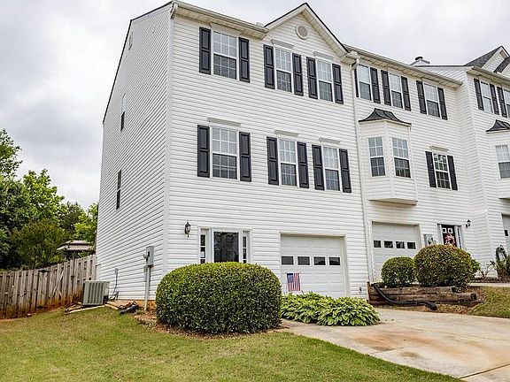 5th image of 4922 Oak Meadow Ln