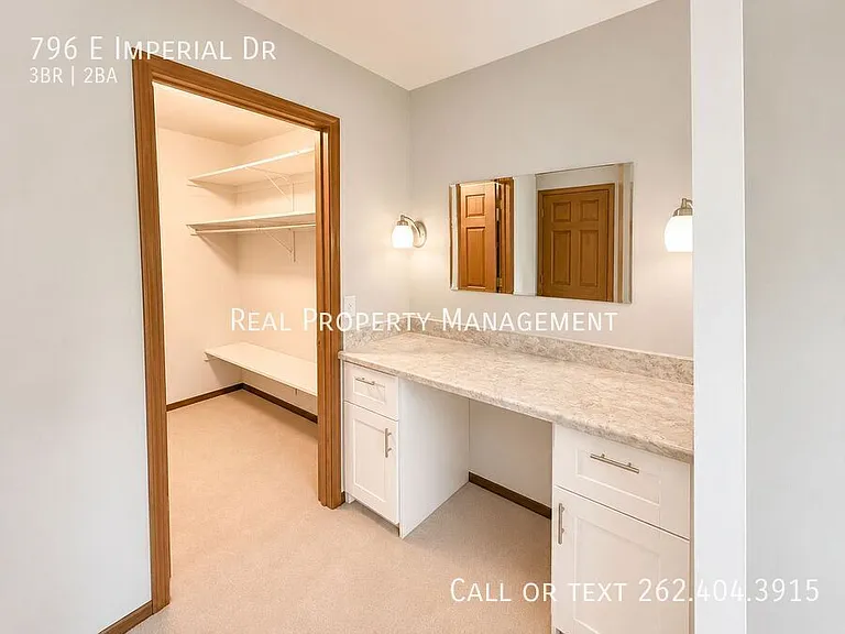 796 E Imperial Dr — Photo 6