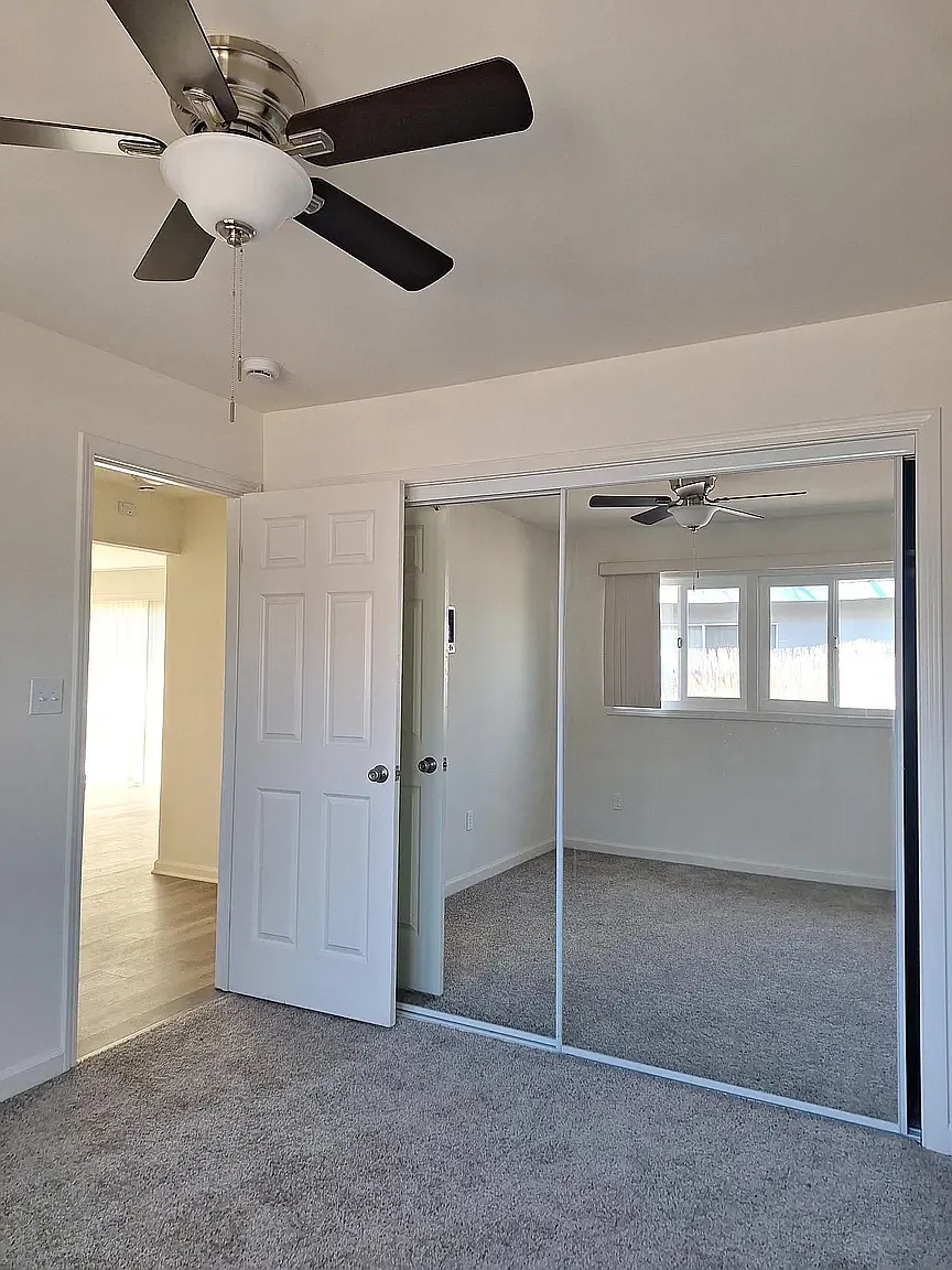 2 bed, 800 sqft, $2,865 — Photo 4