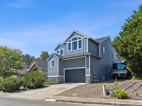 5801 NE Voyage Way, Lincoln City, OR 97367