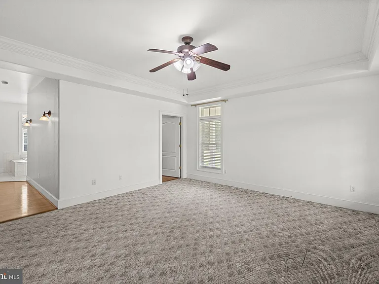 9725 Brock Rd — Photo 15