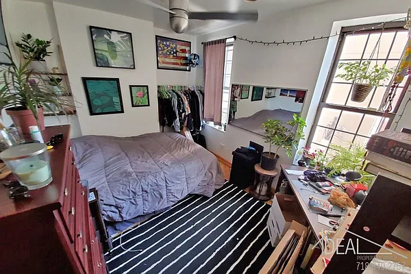 Rented by Ideal Properties Group | media 8