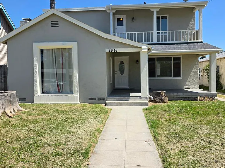 2641 N Arrowhead Ave — Photo 38