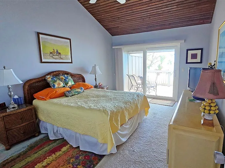 1335 Landings Dr #9 — Photo 27