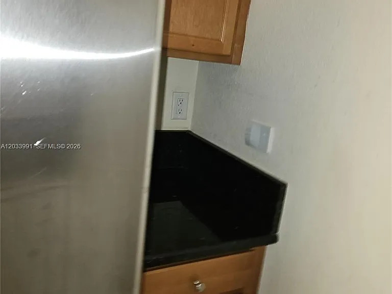 17066 SW 95th Ter — Photo 11