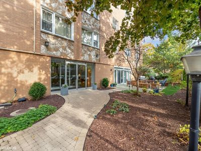 2009 Harrison St APT 202, Evanston, IL, 60201