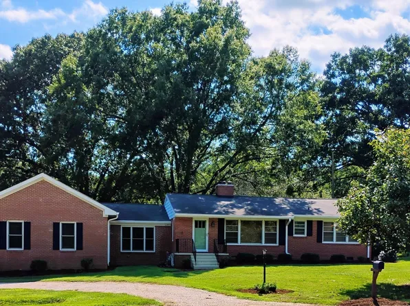6121 Yates Mill Pond Rd, Raleigh, NC 27606