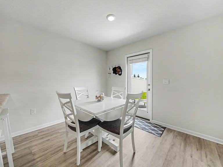 6465 Slabinski Ln — Photo 11