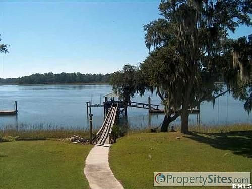 2nd image of 12 Whale Branch Dr