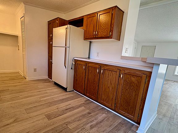 5th image of 3130 W McKinley Rd
