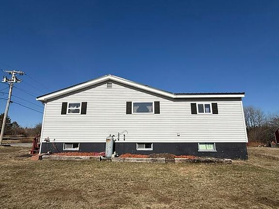 2nd image of 24 Basin Road