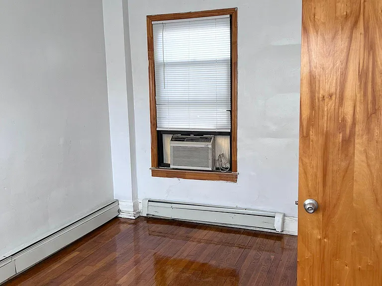 147 Elmora Ave #2A — Photo 8