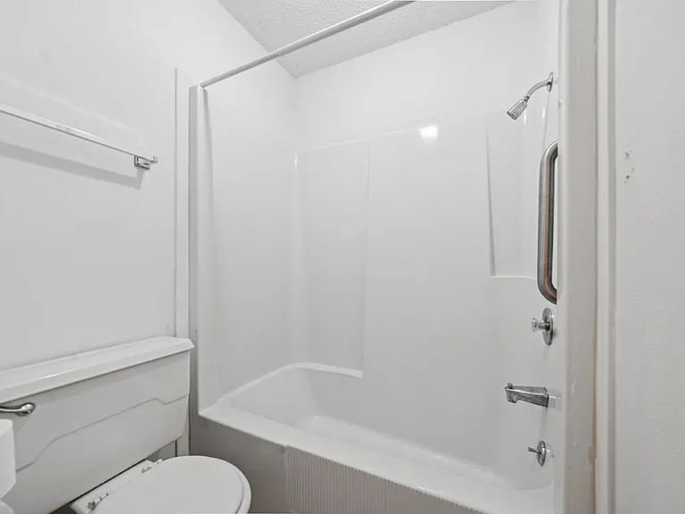 1601 Berry St #1 — Photo 11