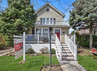 3340 170th St, Flushing, NY