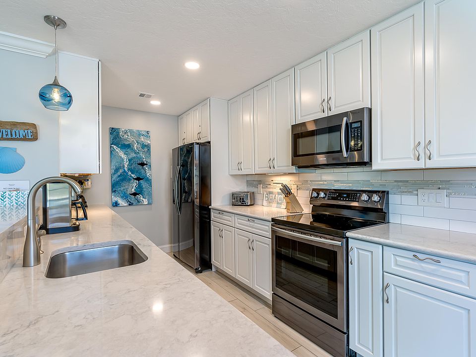 1st image of 12690 Overseas Hwy APT 23