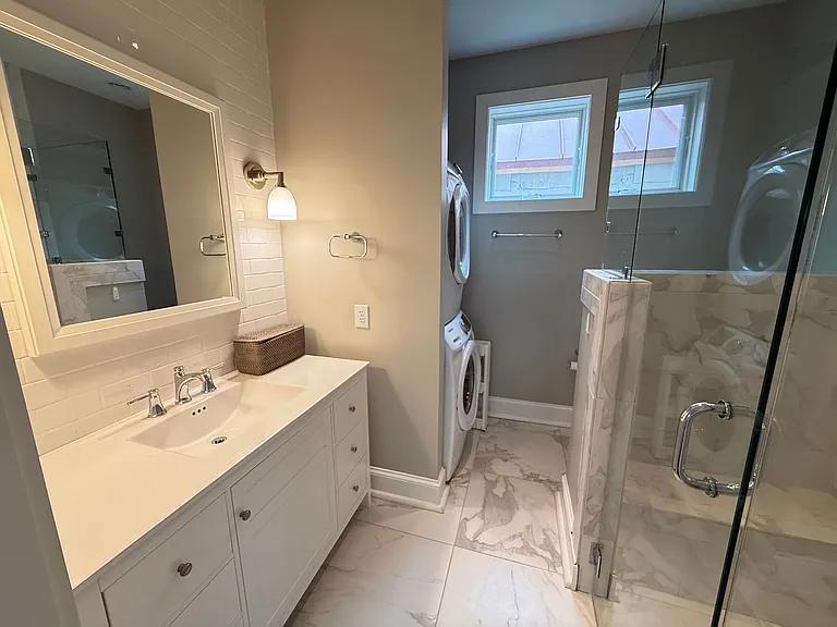 33 Pitt St #4 — Photo 20
