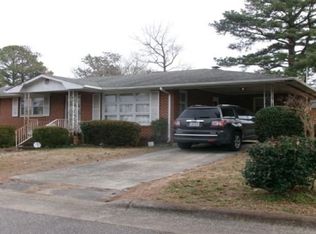 612 W Noble St, Selma, NC 27576