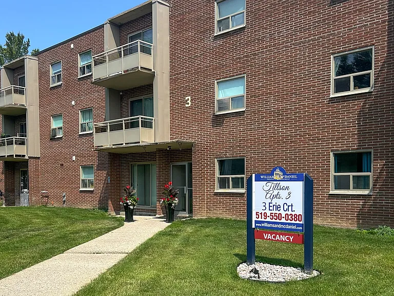 3 Erie Ct — Photo 1