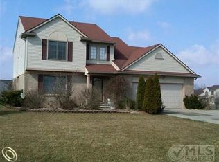 9223 Fieldstone Ln, Saline, MI