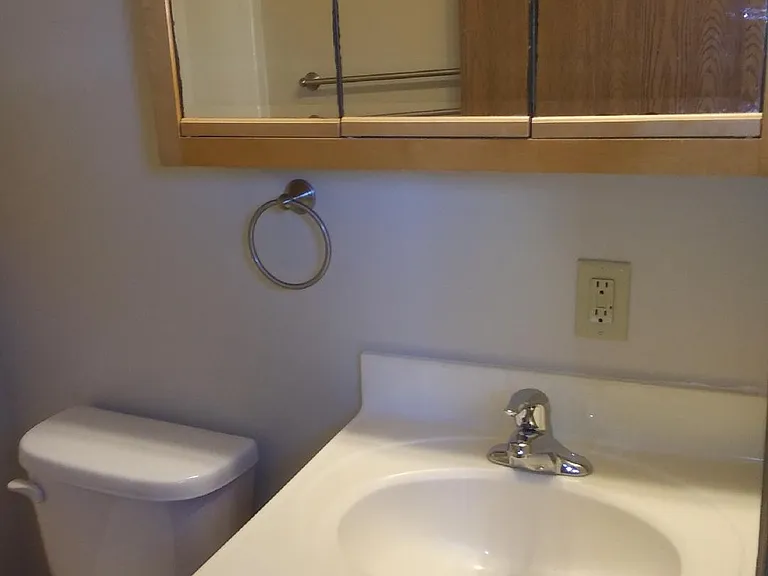 207 N Elm St #207 — Photo 2