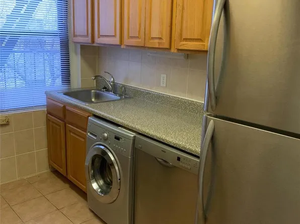 21-06 35th Street #3F, Astoria, NY 11105
