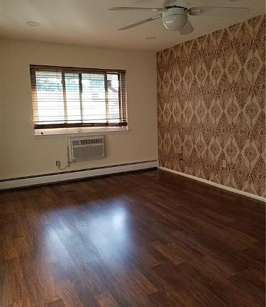 4th image of 79 Sierra Vista Ln
