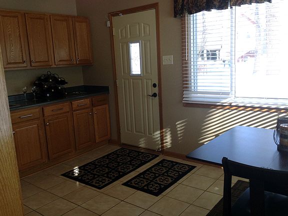 Dining Room with Wet Bar
