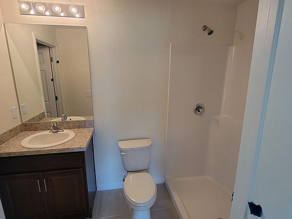 5th image of 4213 NE 22nd Pl