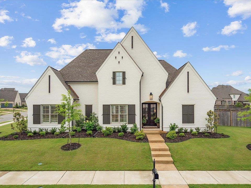 1st image of 931 Cypress Pond Dr