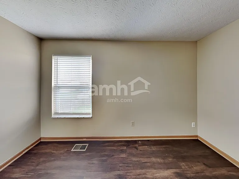 4226 Sestos Dr — Photo 17