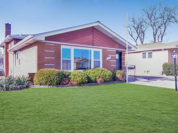7944 McVicker Ave, Burbank, IL 60459