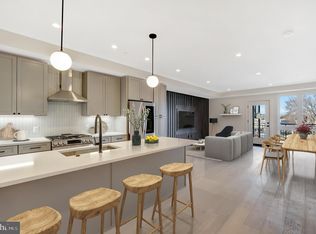 2121 3rd St NE #1, Washington, DC 20002