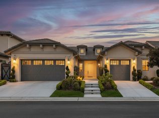 2117 E Birdie Dr, Fresno, CA 93730