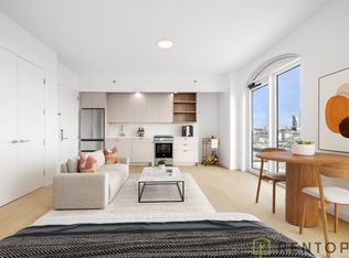 210 Greenpoint Ave #8J, Brooklyn, NY 11222