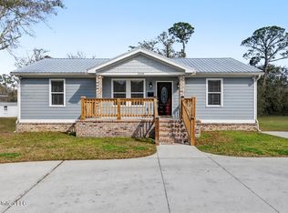 2058 Pascagoula St, Pascagoula, MS 39567