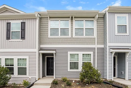 542 Landing View Dr Photo 1