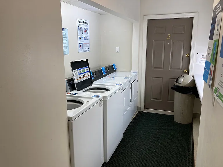 Common area laundry