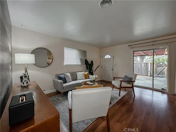 872 San Junipero Dr #1