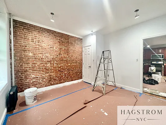 Rented by Hagstrom Management Inc | media 2