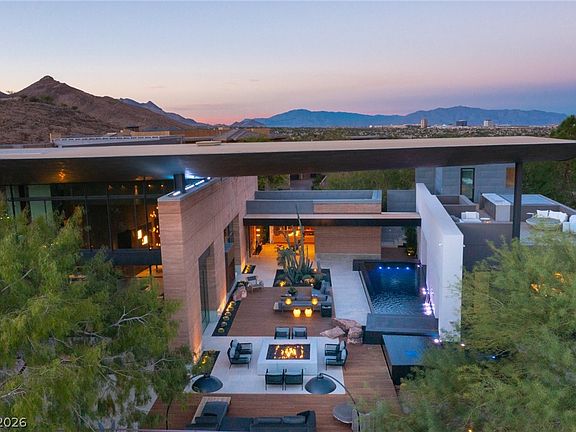 2nd image of 7 Sable Ridge Ct