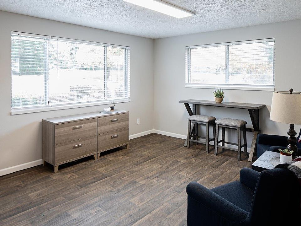 1st image of 13601 SE 19th St #13713