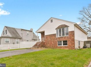 210 Oak Ave, Baltimore, MD 21221