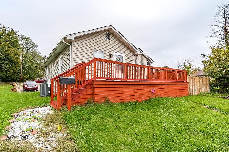 818 Buckeye St, North Vernon, IN 47265 Zillow