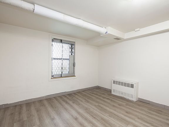 3rd image of 355 E 10th St APT 1B