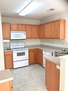 116 Dupre Mill Ct — Photo 3